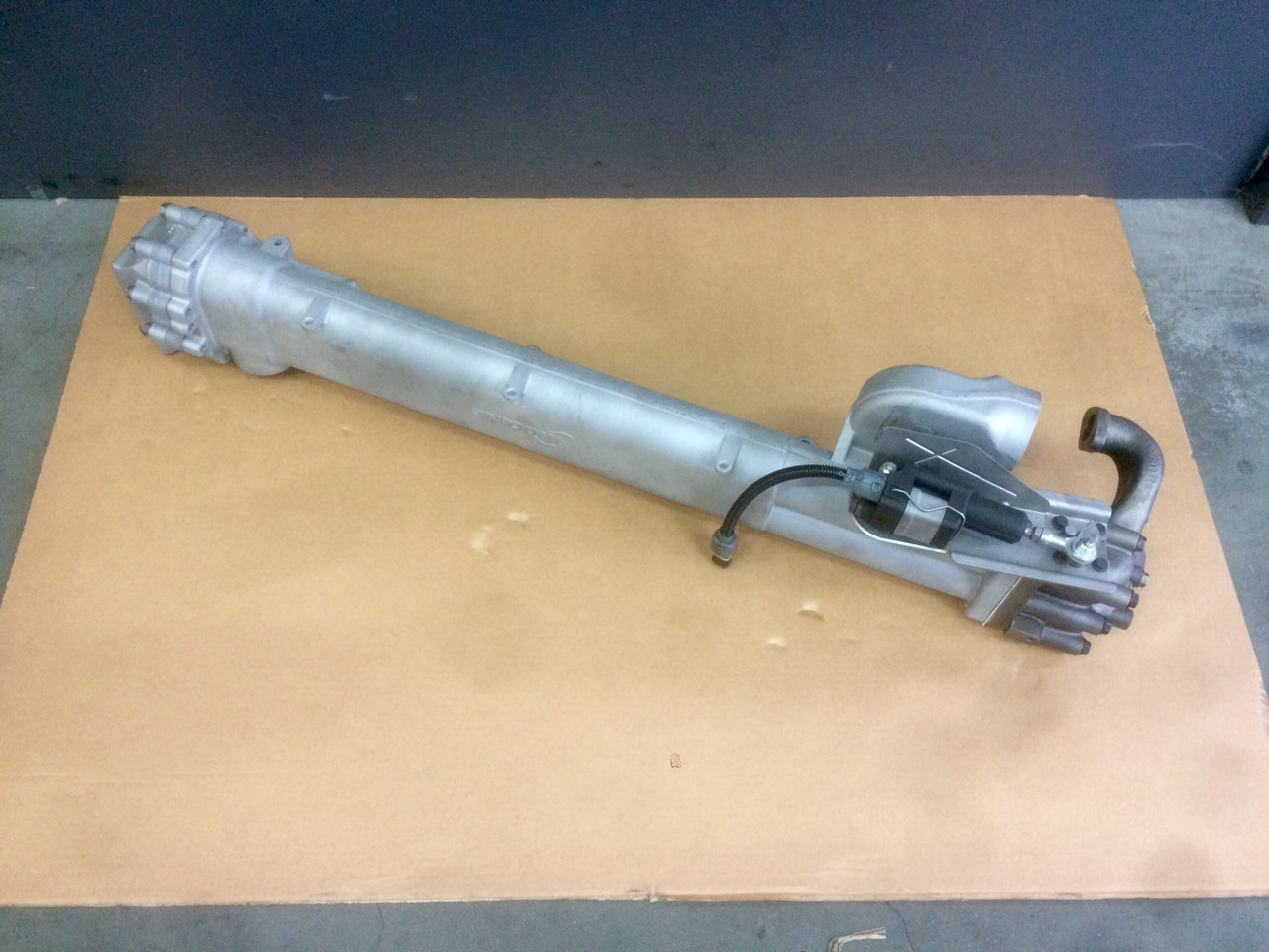 MODULO EGR (modulo ricircolo gas di scarico) - Motori MAN D2066 / D2676 - Euro 3 / Euro 4 - RIF. MAN 51081007047 - 51081007060 - 51081007063 - 51081007196 - Радиатор EGR: фото 1 MODULO EGR (modulo ricircolo gas di scarico) - Motori MAN D2066 / D2676 - Euro 3 / Euro 4 - RIF. MAN 51081007047 - 51081007060 - 51081007063 - 51081007196 - Радиатор EGR: фото 1