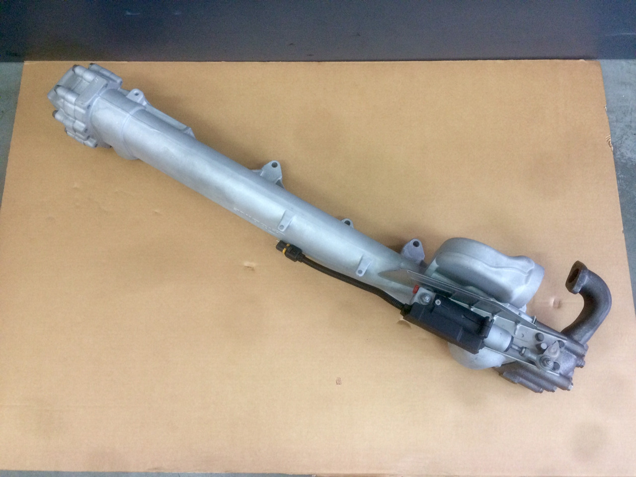 MODULO EGR (modulo ricircolo gas di scarico) - Motori MAN D2066 / D2676 - Euro 3 / Euro 4 - RIF. MAN 51081007140 - 51081007152 - 51081007141 - Радиатор EGR: фото 3 MODULO EGR (modulo ricircolo gas di scarico) - Motori MAN D2066 / D2676 - Euro 3 / Euro 4 - RIF. MAN 51081007140 - 51081007152 - 51081007141 - Радиатор EGR: фото 3