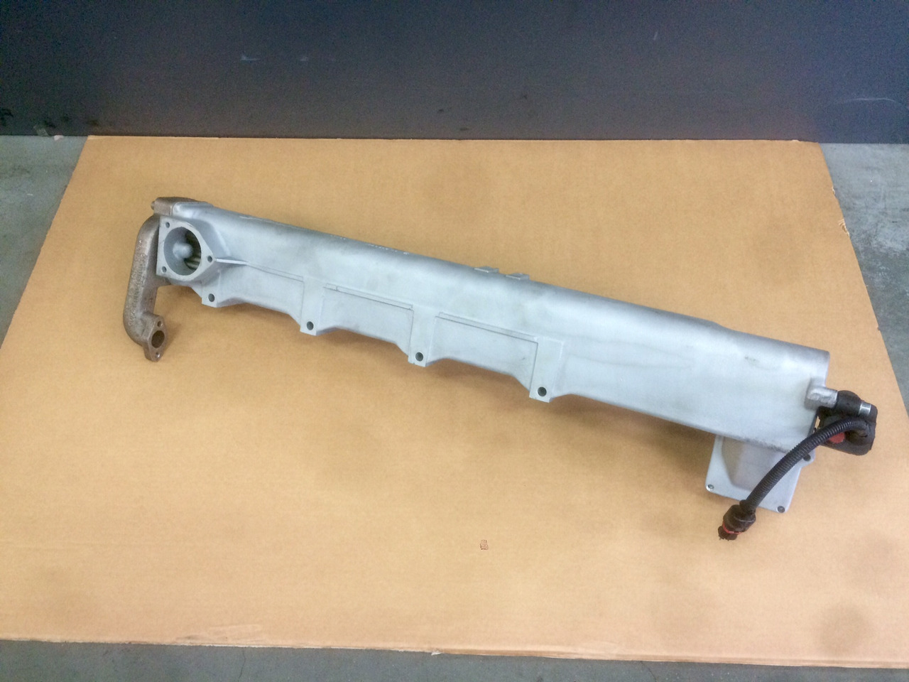MODULO EGR (modulo ricircolo gas di scarico) - Motori MAN D2866 / D2876 - Euro 3 - RIF. MAN 51081007026 - 51081007027 - 51081007028 - 51081007089 - Радиатор EGR: фото 1 MODULO EGR (modulo ricircolo gas di scarico) - Motori MAN D2866 / D2876 - Euro 3 - RIF. MAN 51081007026 - 51081007027 - 51081007028 - 51081007089 - Радиатор EGR: фото 1
