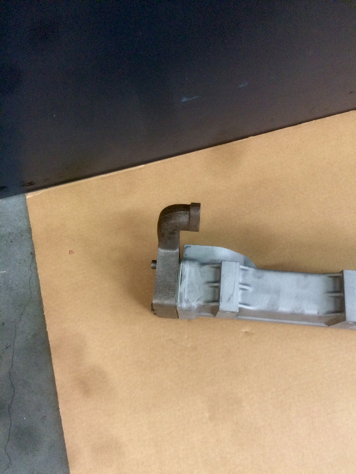 MODULO EGR (modulo ricircolo gas di scarico) - Motori MAN D2866 / D2876 - Euro 3 - RIF. MAN 51081007026 - 51081007027 - 51081007028 - 51081007089 - Радиатор EGR: фото 5 MODULO EGR (modulo ricircolo gas di scarico) - Motori MAN D2866 / D2876 - Euro 3 - RIF. MAN 51081007026 - 51081007027 - 51081007028 - 51081007089 - Радиатор EGR: фото 5