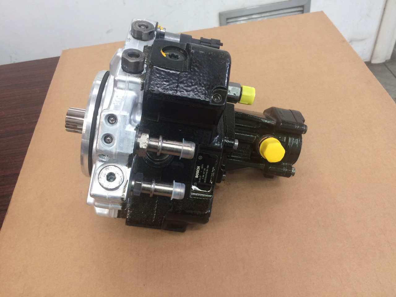 POMPA CARBURANTE ALTA PRESSIONE CP3.4+ / MOTORI MAN D2066 - D2676 - Топливный насос для Грузовиков: фото 4 POMPA CARBURANTE ALTA PRESSIONE CP3.4+ / MOTORI MAN D2066 - D2676 - Топливный насос для Грузовиков: фото 4
