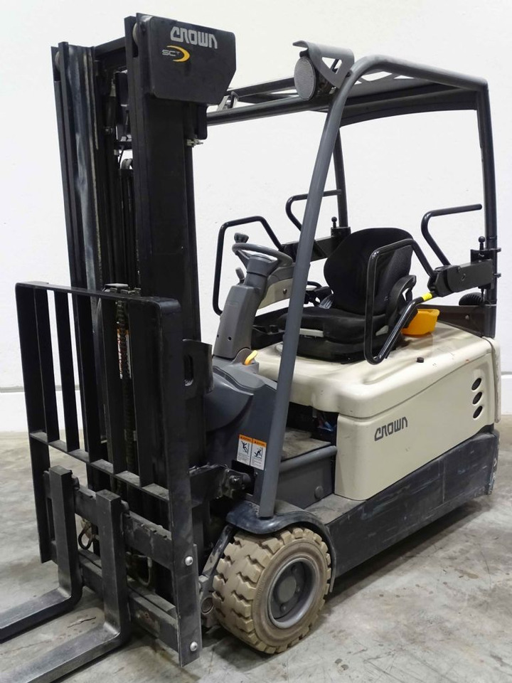Crown SCT6060-2.0 - Электропогрузчик: фото 4 Crown SCT6060-2.0 - Электропогрузчик: фото 4