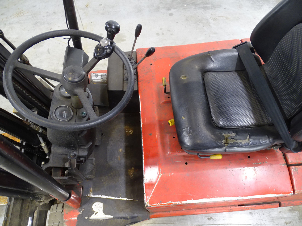 Linde E15 - Электропогрузчик: фото 3 Linde E15 - Электропогрузчик: фото 3