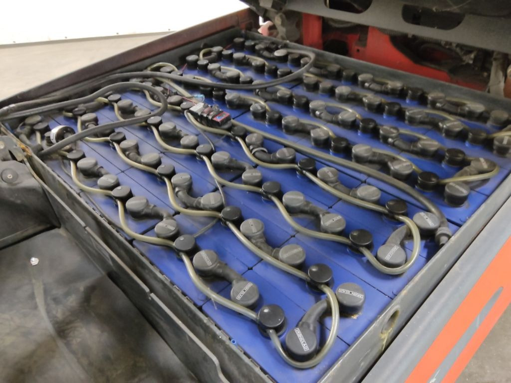 Электропогрузчик Linde E30L-01: фото 8 Электропогрузчик Linde E30L-01: фото 8