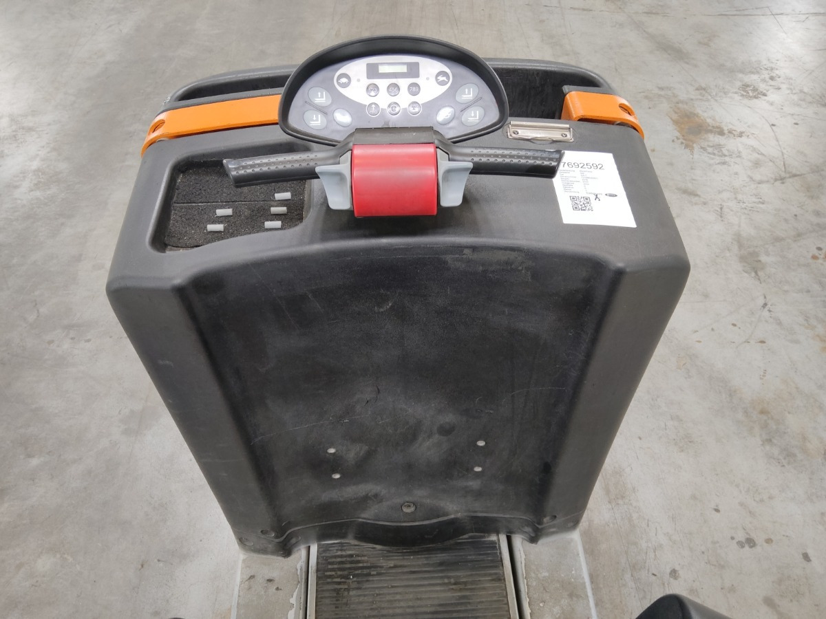 Still CX-T - Складской тягач: фото 3 Still CX-T - Складской тягач: фото 3