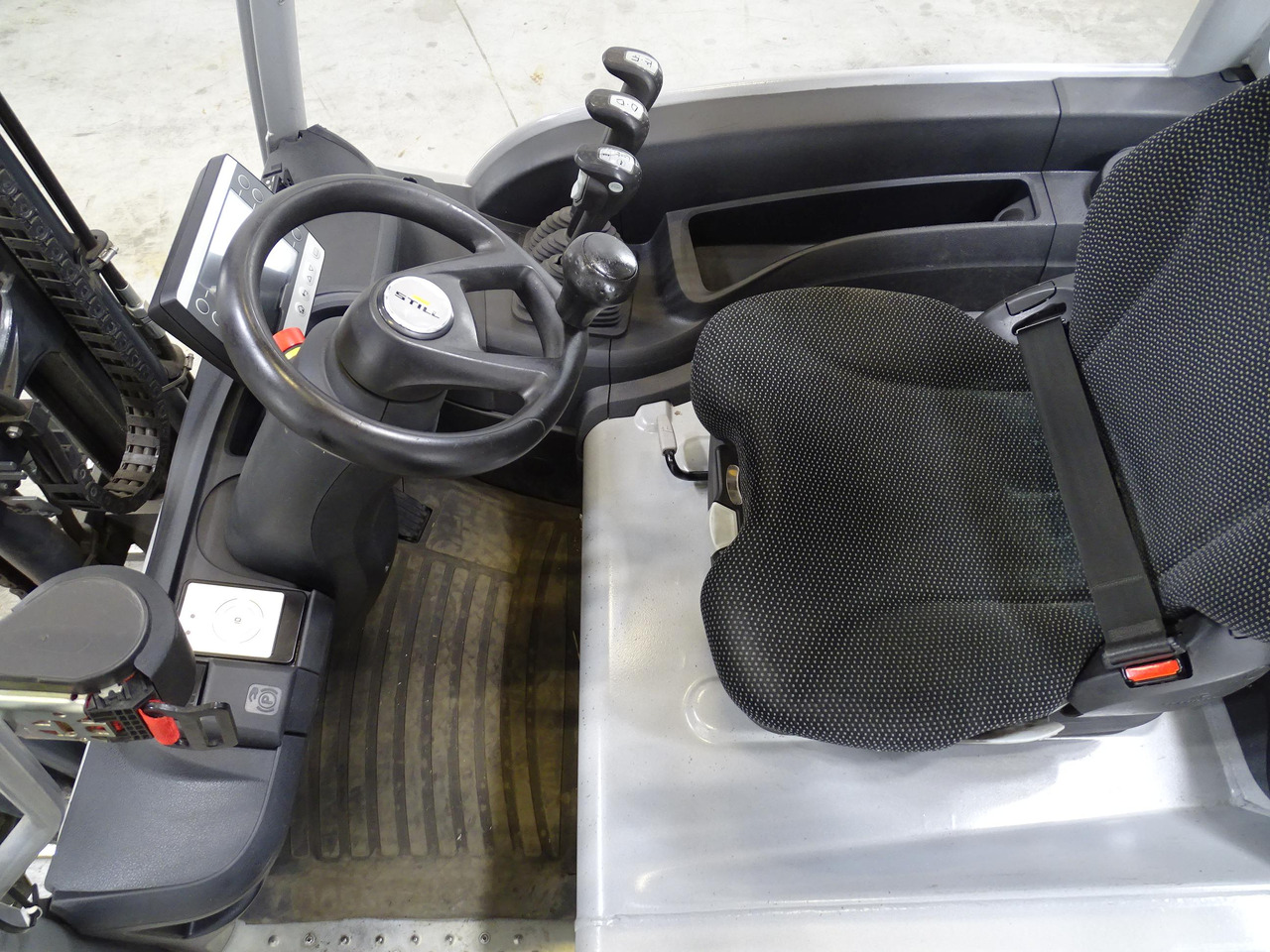 Still RX20-14C - Электропогрузчик: фото 3 Still RX20-14C - Электропогрузчик: фото 3