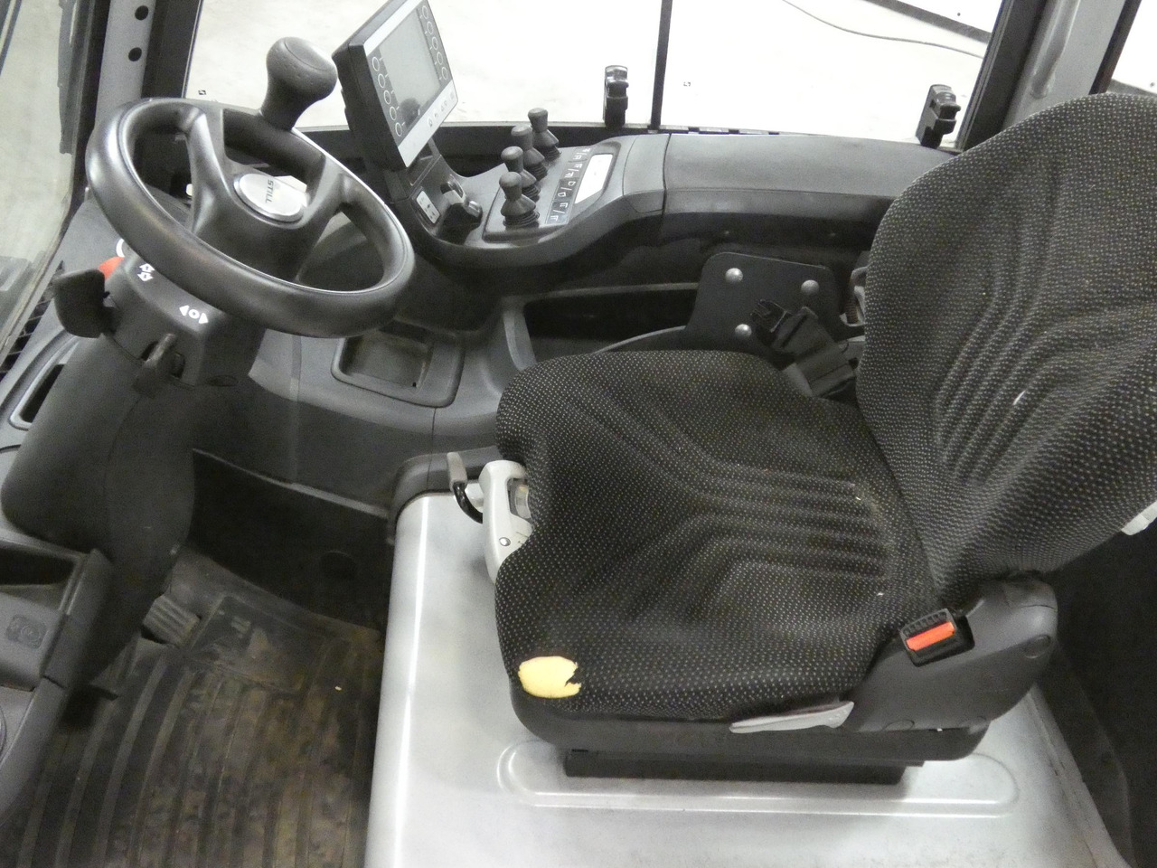 Still RX20-16P - Электропогрузчик: фото 3 Still RX20-16P - Электропогрузчик: фото 3