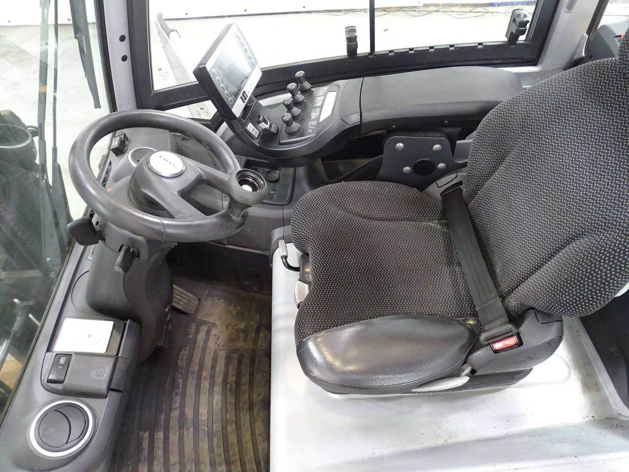 Still RX20-16PL - Электропогрузчик: фото 3 Still RX20-16PL - Электропогрузчик: фото 3