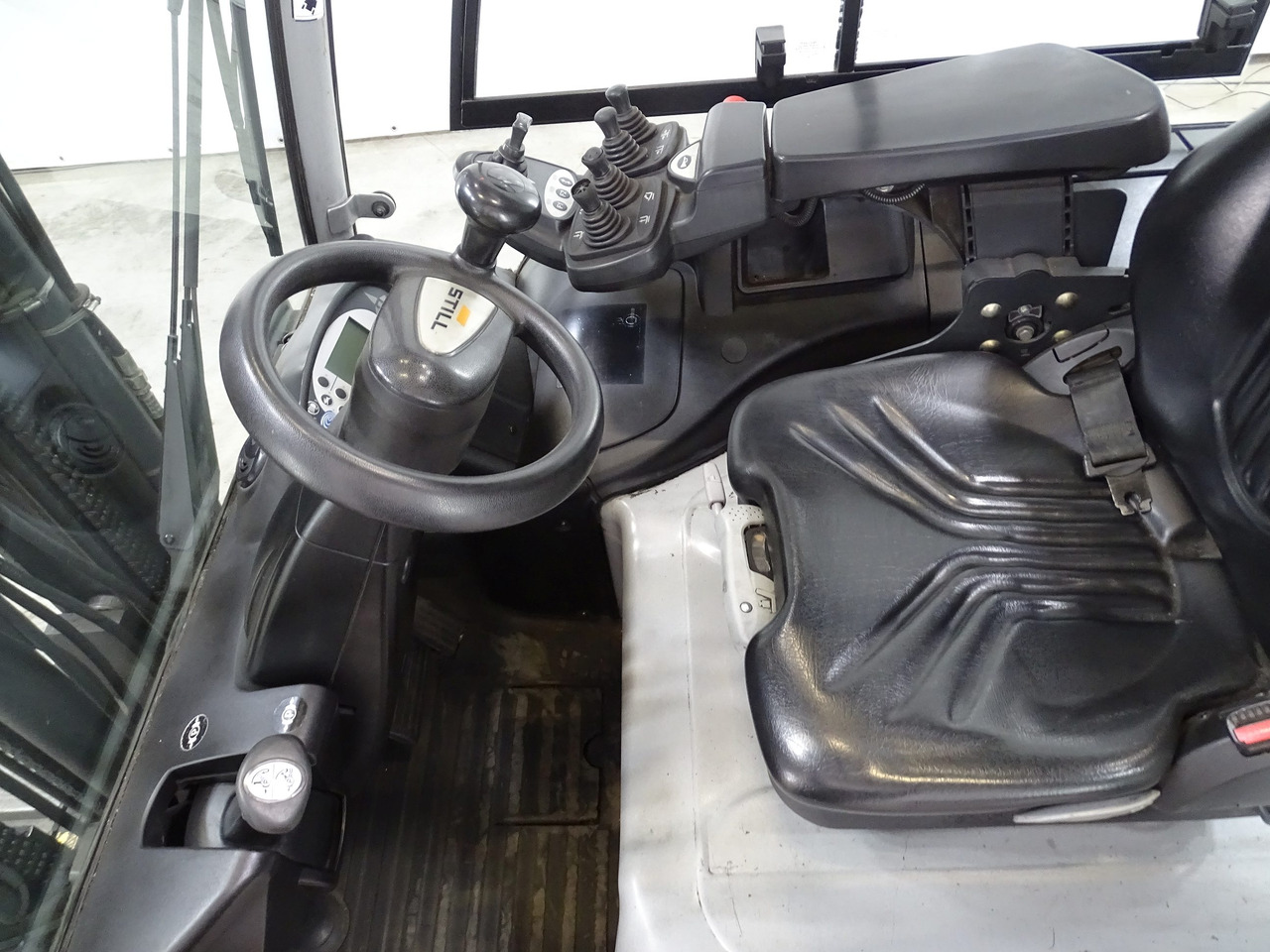 Still RX60-25 - Электропогрузчик: фото 3 Still RX60-25 - Электропогрузчик: фото 3