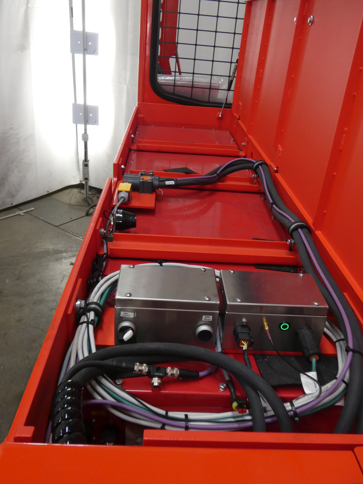 Weitere BMS40/14,5-12/82T - Электропогрузчик: фото 4 Weitere BMS40/14,5-12/82T - Электропогрузчик: фото 4