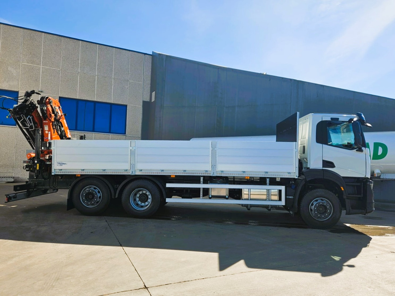 Iveco X-Way AD300X46Z HR ON+ - Грузовик бортовой/ Платформа, Автоманипулятор: фото 4 Iveco X-Way AD300X46Z HR ON+ - Грузовик бортовой/ Платформа, Автоманипулятор: фото 4
