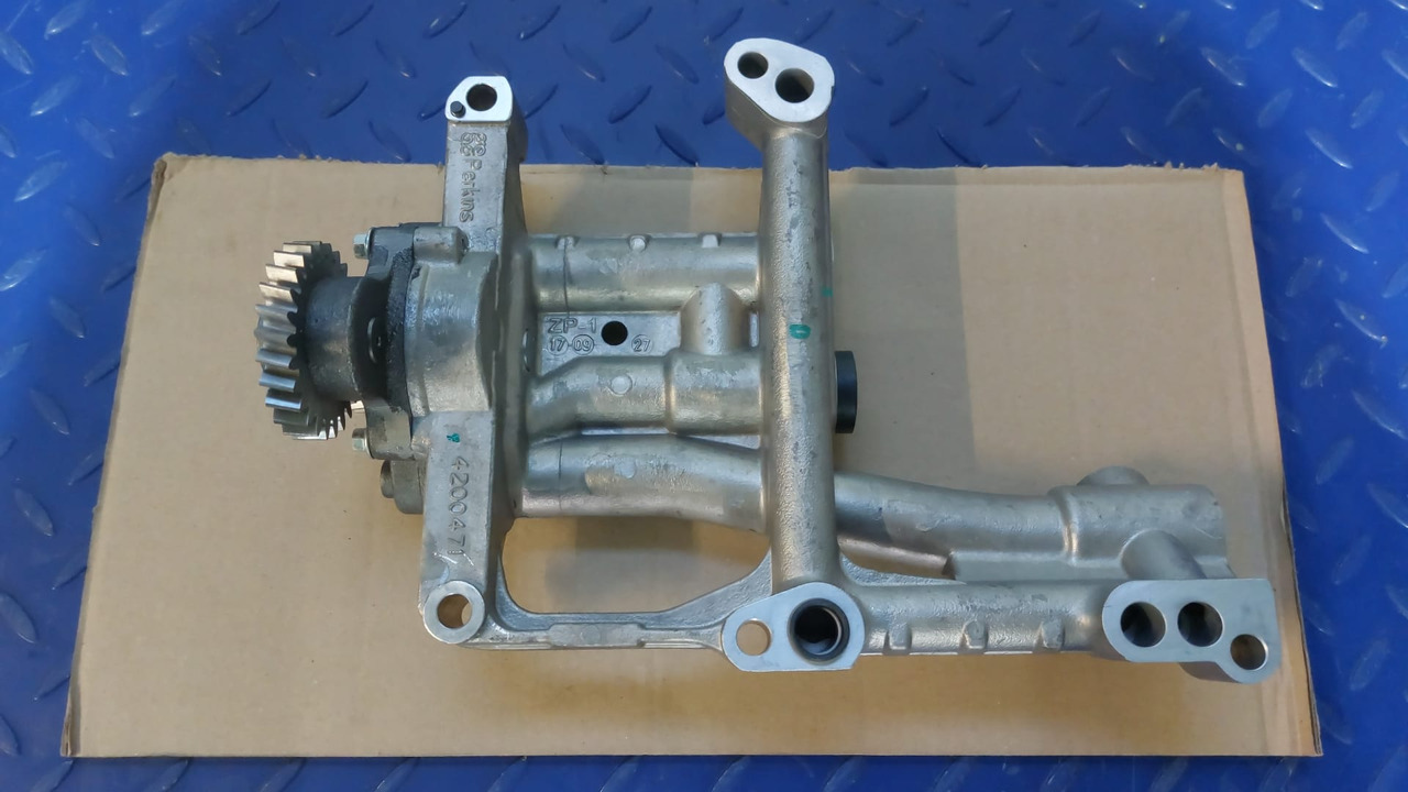 CATERPILLAR oil pump C4.4, C6.6 4200471 - Масляный насос для Грузовиков: фото 1 CATERPILLAR oil pump C4.4, C6.6 4200471 - Масляный насос для Грузовиков: фото 1