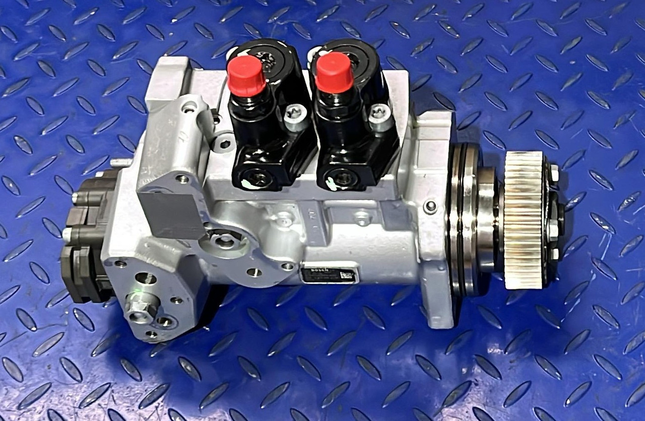 Mercedes Actros MP4 Injection Pump A4700902150 Euro 6 - Топливный насос: фото 1 Mercedes Actros MP4 Injection Pump A4700902150 Euro 6 - Топливный насос: фото 1