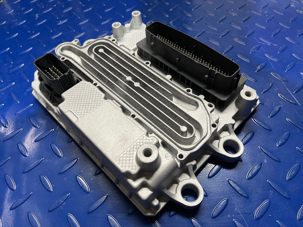 Mercedes Actros MP4 MCM A0024461735 Reconditioned - Блок управления для Грузовиков: фото 2 Mercedes Actros MP4 MCM A0024461735 Reconditioned - Блок управления для Грузовиков: фото 2