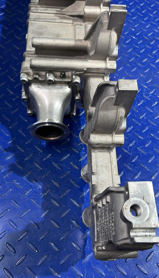 Mercedes Benz EGR ACTROS MP4 A4711406775 - Глушитель/ Выхлопная система для Грузовиков: фото 4 Mercedes Benz EGR ACTROS MP4 A4711406775 - Глушитель/ Выхлопная система для Грузовиков: фото 4