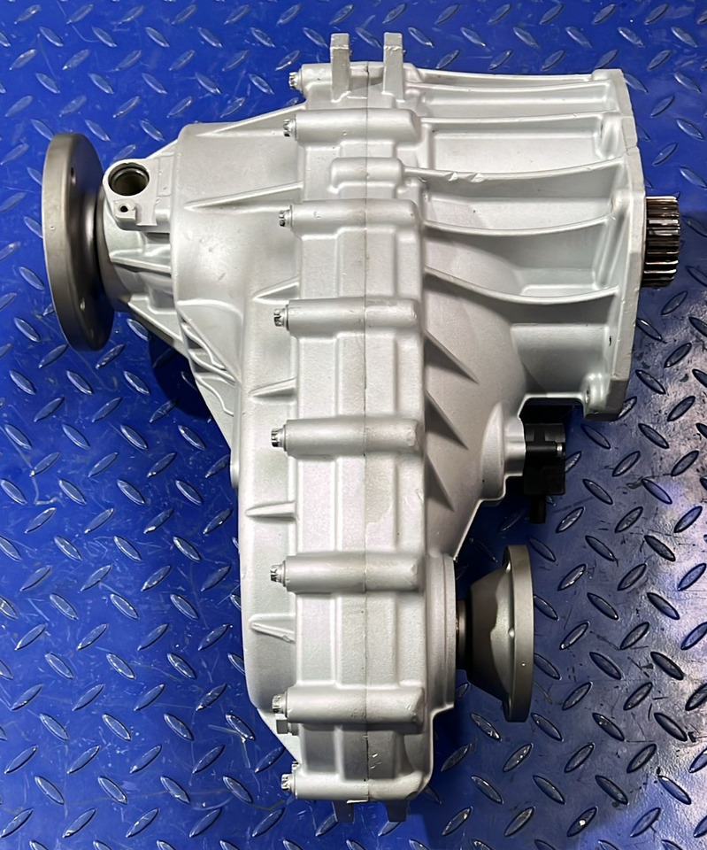 Mercedes Benz Sprinter W906 Transfer Case A9062803700 - Трансмиссия: фото 2 Mercedes Benz Sprinter W906 Transfer Case A9062803700 - Трансмиссия: фото 2