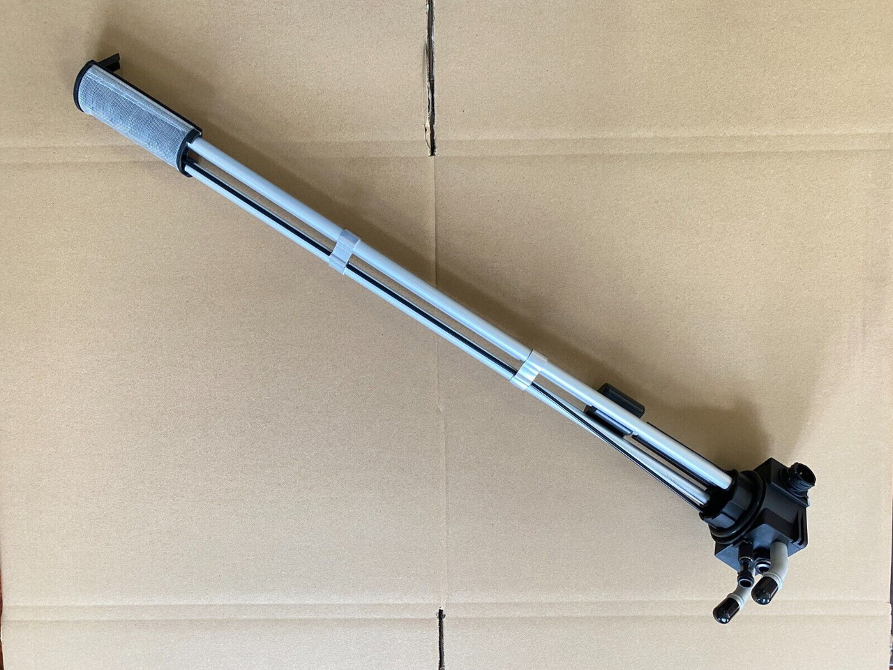 VOLVO Fuel Level Sensor 21964429 - Подготовка топлива для Грузовиков: фото 4 VOLVO Fuel Level Sensor 21964429 - Подготовка топлива для Грузовиков: фото 4