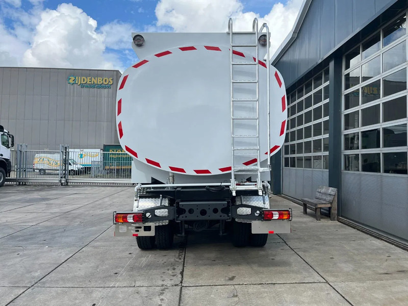 Mercedes-Benz Arocs 3340 6x6 Water Tank Truck - Грузовик-цистерна: фото 4 Mercedes-Benz Arocs 3340 6x6 Water Tank Truck - Грузовик-цистерна: фото 4