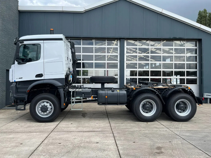 Mercedes-Benz Arocs 4058 AS 6x6 Tractor Head 180T Push Pull euro3 (Pre order) - Тягач: фото 2 Mercedes-Benz Arocs 4058 AS 6x6 Tractor Head 180T Push Pull euro3 (Pre order) - Тягач: фото 2