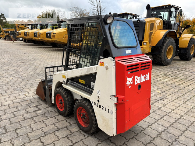 Bobcat S70 - Мини-погрузчик с бортовым поворотом: фото 2 Bobcat S70 - Мини-погрузчик с бортовым поворотом: фото 2