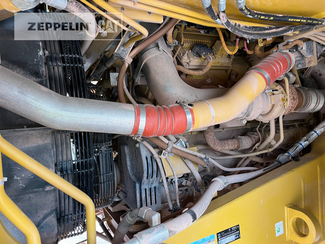 Карьерный самосвал Cat 775G: фото 30