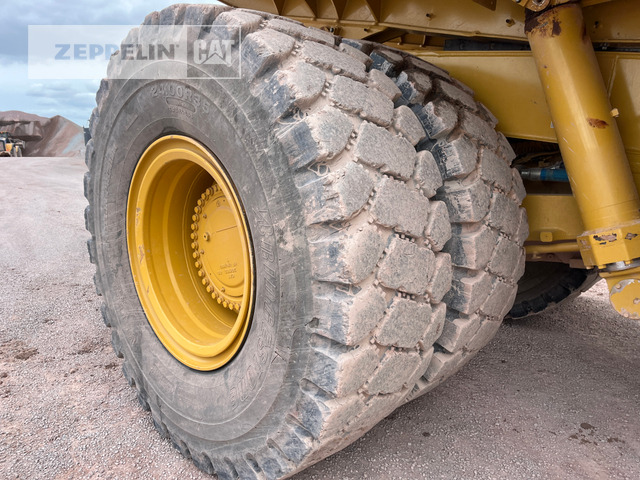 Карьерный самосвал Cat 775G: фото 13