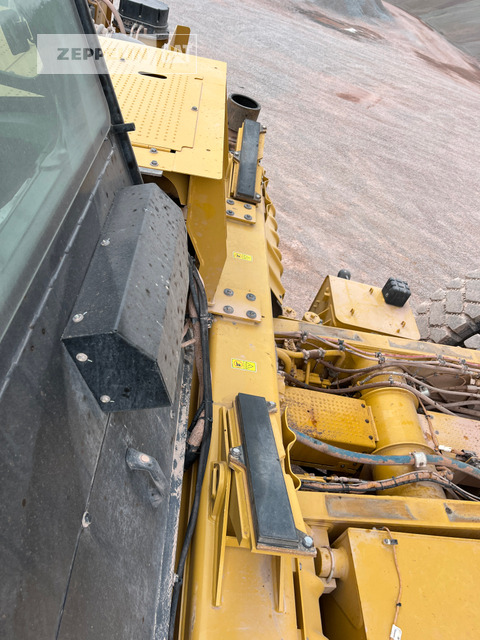 Карьерный самосвал Cat 775G: фото 48