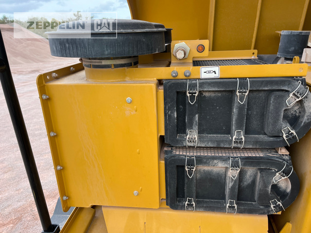 Карьерный самосвал Cat 775G: фото 10