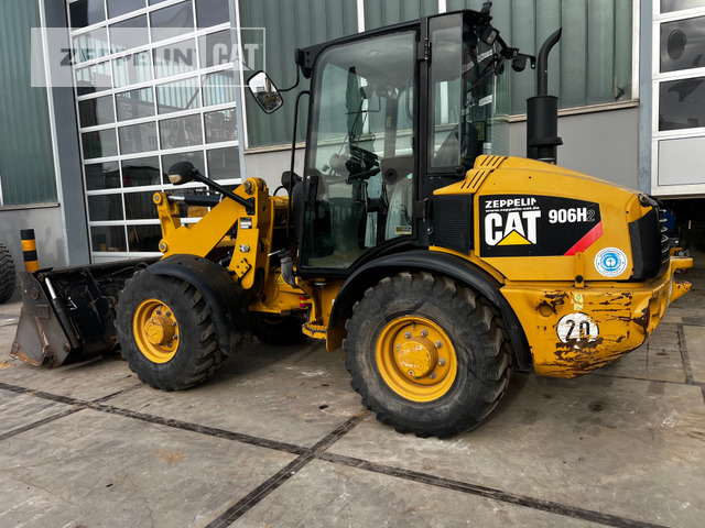 Cat 906H - Колёсный погрузчик: фото 3 Cat 906H - Колёсный погрузчик: фото 3