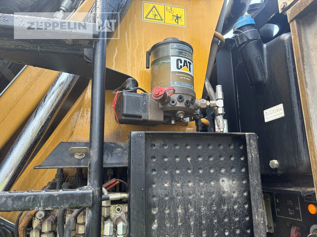 Перегружатель Cat MH3022: фото 17