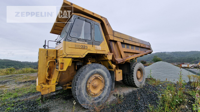 Komatsu HD325-6 - Карьерный самосвал: фото 1 Komatsu HD325-6 - Карьерный самосвал: фото 1
