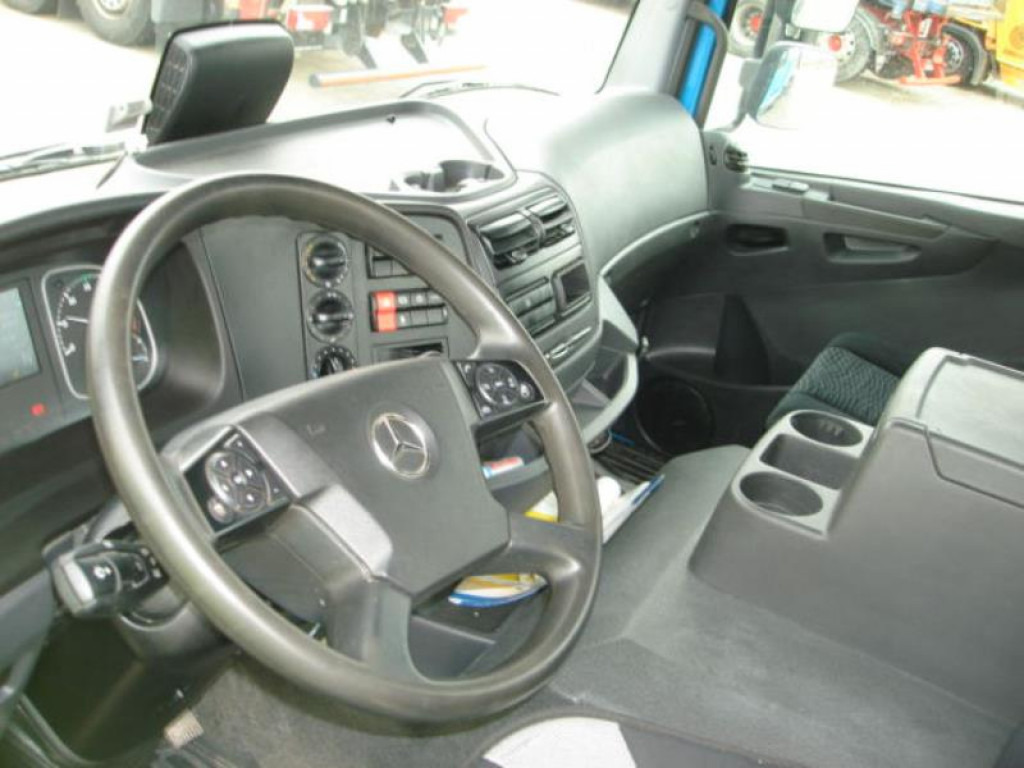 MERCEDES-BENZ Atego 1524 K Absetzkipper TOP +Funkfernbed. - Портальный бункеровоз: фото 4 MERCEDES-BENZ Atego 1524 K Absetzkipper TOP +Funkfernbed. - Портальный бункеровоз: фото 4