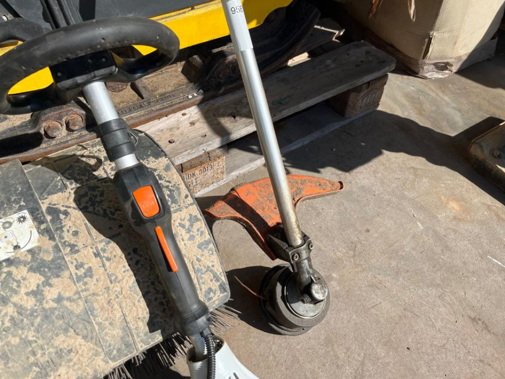 Stihl Stihl Kombimotor Kleinteile KM 131/R - Садовое оборудование: фото 4 Stihl Stihl Kombimotor Kleinteile KM 131/R - Садовое оборудование: фото 4