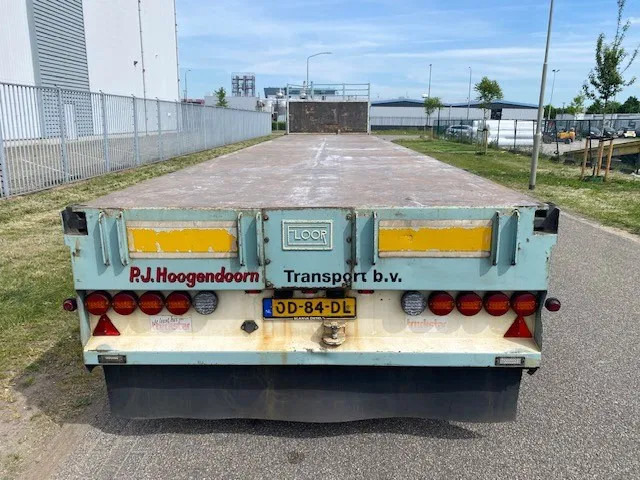 Floor robuuste vlakke oplegger ,uitschuifbaar, ,stuurassen, 20 mtr met stalen bodem/frame. kranenprofiel. - Полуприцеп бортовой/ Платформа: фото 4 Floor robuuste vlakke oplegger ,uitschuifbaar, ,stuurassen, 20 mtr met stalen bodem/frame. kranenprofiel. - Полуприцеп бортовой/ Платформа: фото 4