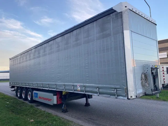 Schmitz Cargobull SCB ,schuifzeil/dak met onderschuifklep ,alcoa , kisten en veiligheidszeil. - Тентованный полуприцеп: фото 4 Schmitz Cargobull SCB ,schuifzeil/dak met onderschuifklep ,alcoa , kisten en veiligheidszeil. - Тентованный полуприцеп: фото 4
