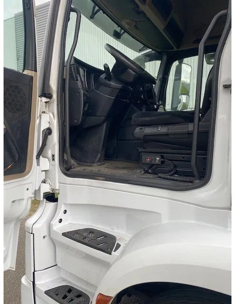 Mercedes-Benz Actros 1840 stream space cabine met spoilers zonneklep, apk gekeurd - Тягач: фото 5 Mercedes-Benz Actros 1840 stream space cabine met spoilers zonneklep, apk gekeurd - Тягач: фото 5