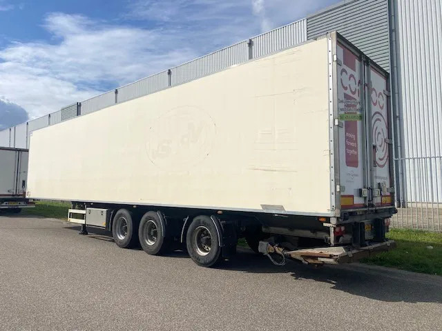 Van Eck koelvries 3 asser stuuras,met carrier vector koelmotor, apk gekeurd - Полуприцеп-рефрижератор: фото 2 Van Eck koelvries 3 asser stuuras,met carrier vector koelmotor, apk gekeurd - Полуприцеп-рефрижератор: фото 2