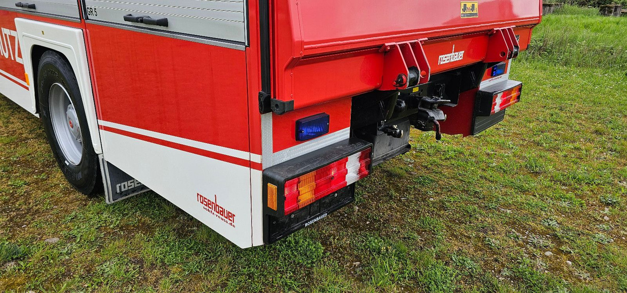 Грузовик Mercedes-Benz Feuerwehr 4 Sitzer Klima SK1827 V6 Traumzustand: фото 8