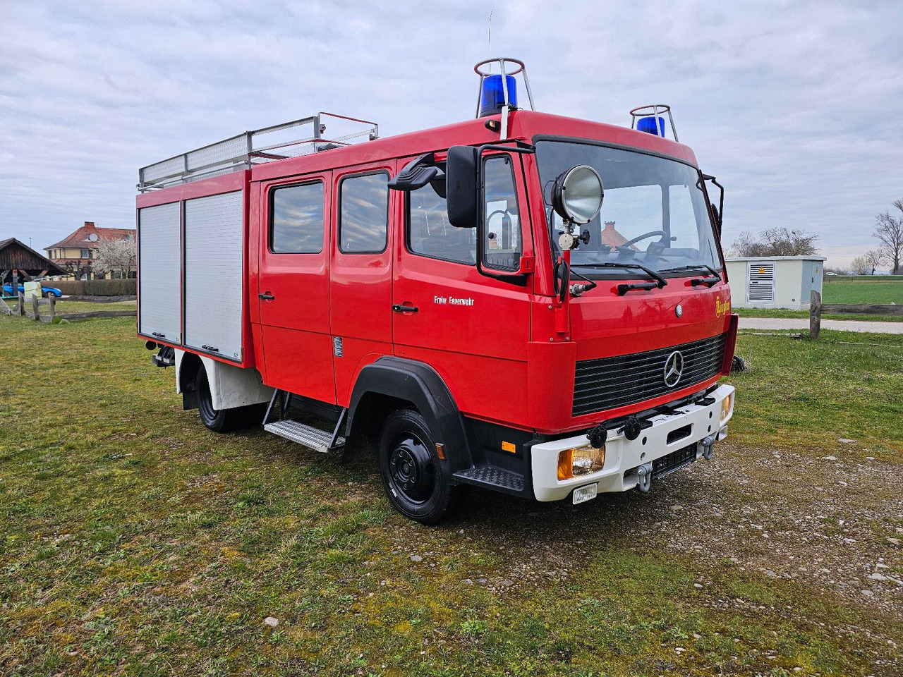 Пожарная машина Mercedes-Benz Mautfrei Feuerwehr 814 Diff.Sperre Oldtimer: фото 1
