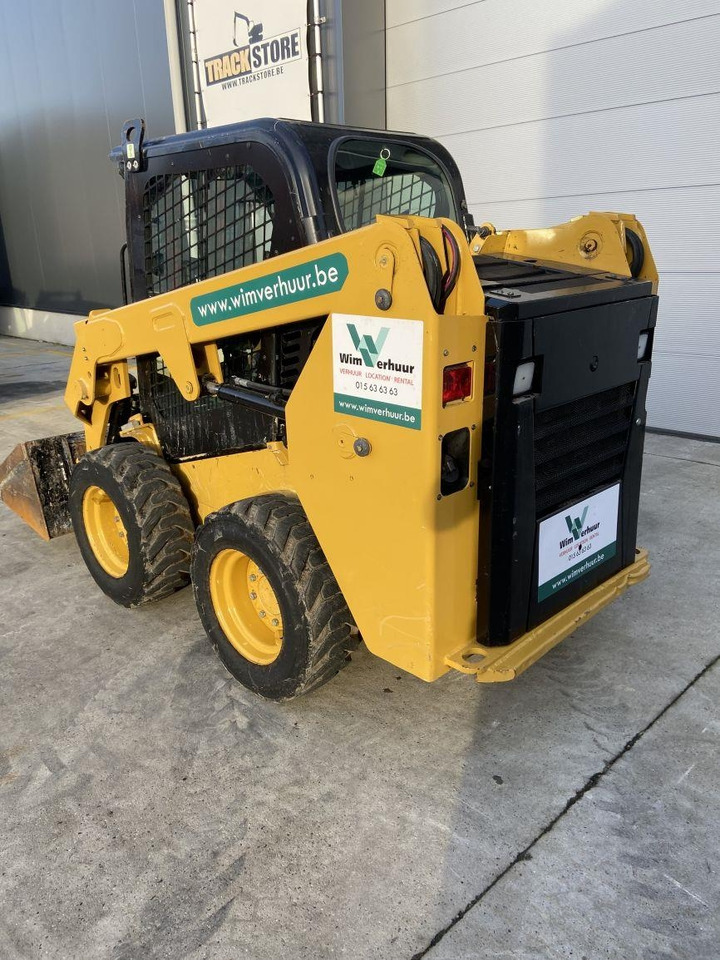 CAT 226 D3 (5867) - Мини-погрузчик с бортовым поворотом: фото 2 CAT 226 D3 (5867) - Мини-погрузчик с бортовым поворотом: фото 2