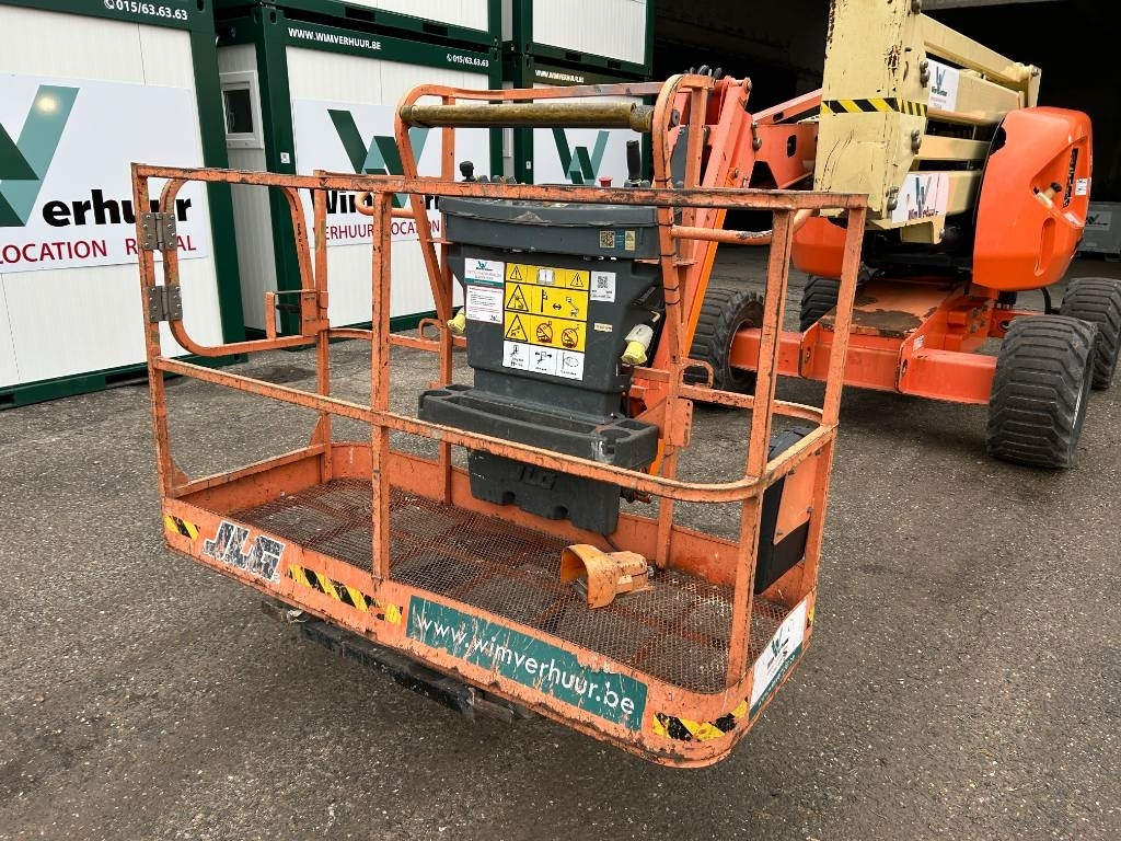 JLG 450 AJ - Коленчатый подъемник: фото 3 JLG 450 AJ - Коленчатый подъемник: фото 3