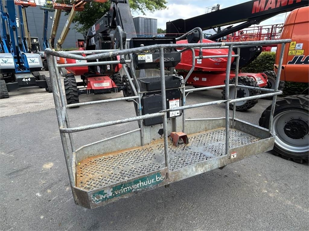 Manitou 200 ATJ RC ST5 (5612) - Коленчатый подъемник: фото 5 Manitou 200 ATJ RC ST5 (5612) - Коленчатый подъемник: фото 5