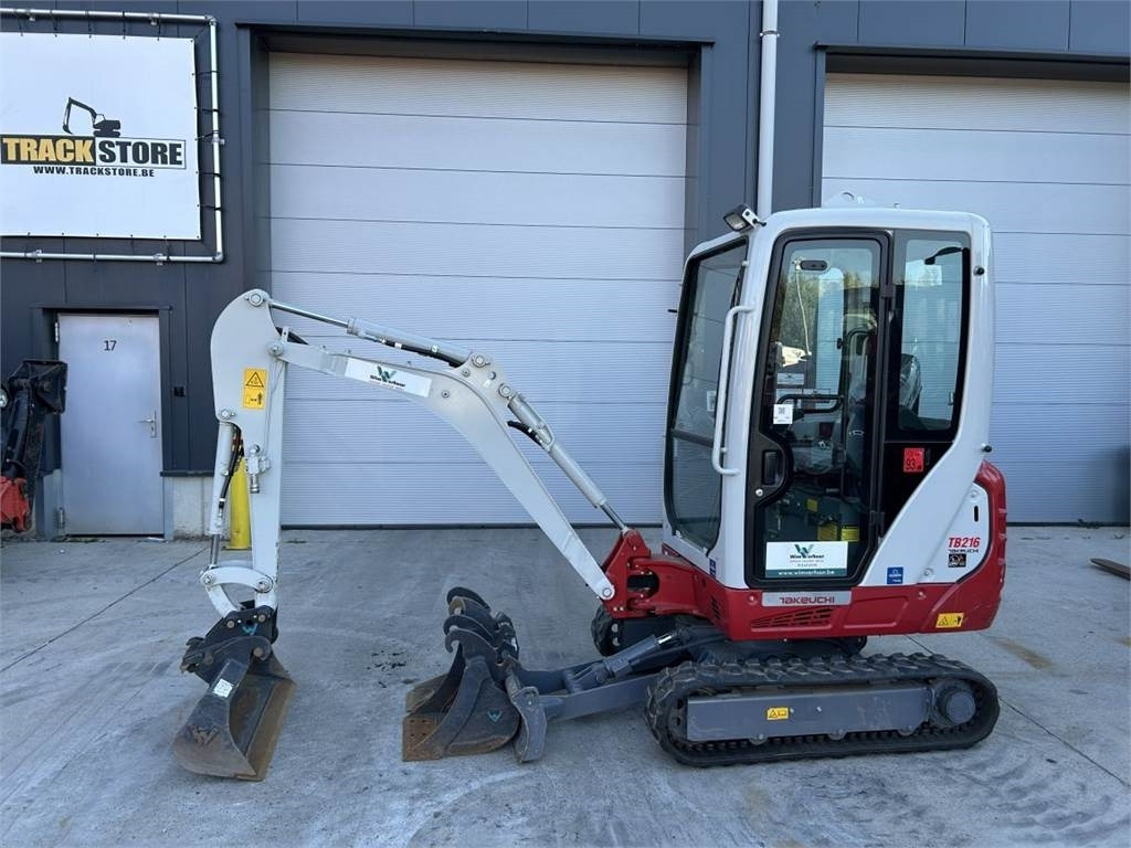 Мини-экскаватор Takeuchi TB216 (11387): фото 1