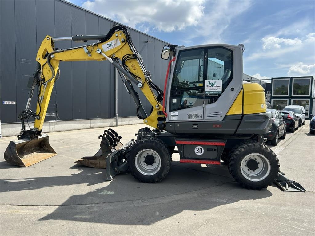 Wacker Neuson EW100 (9020) - Колёсный экскаватор: фото 1 Wacker Neuson EW100 (9020) - Колёсный экскаватор: фото 1