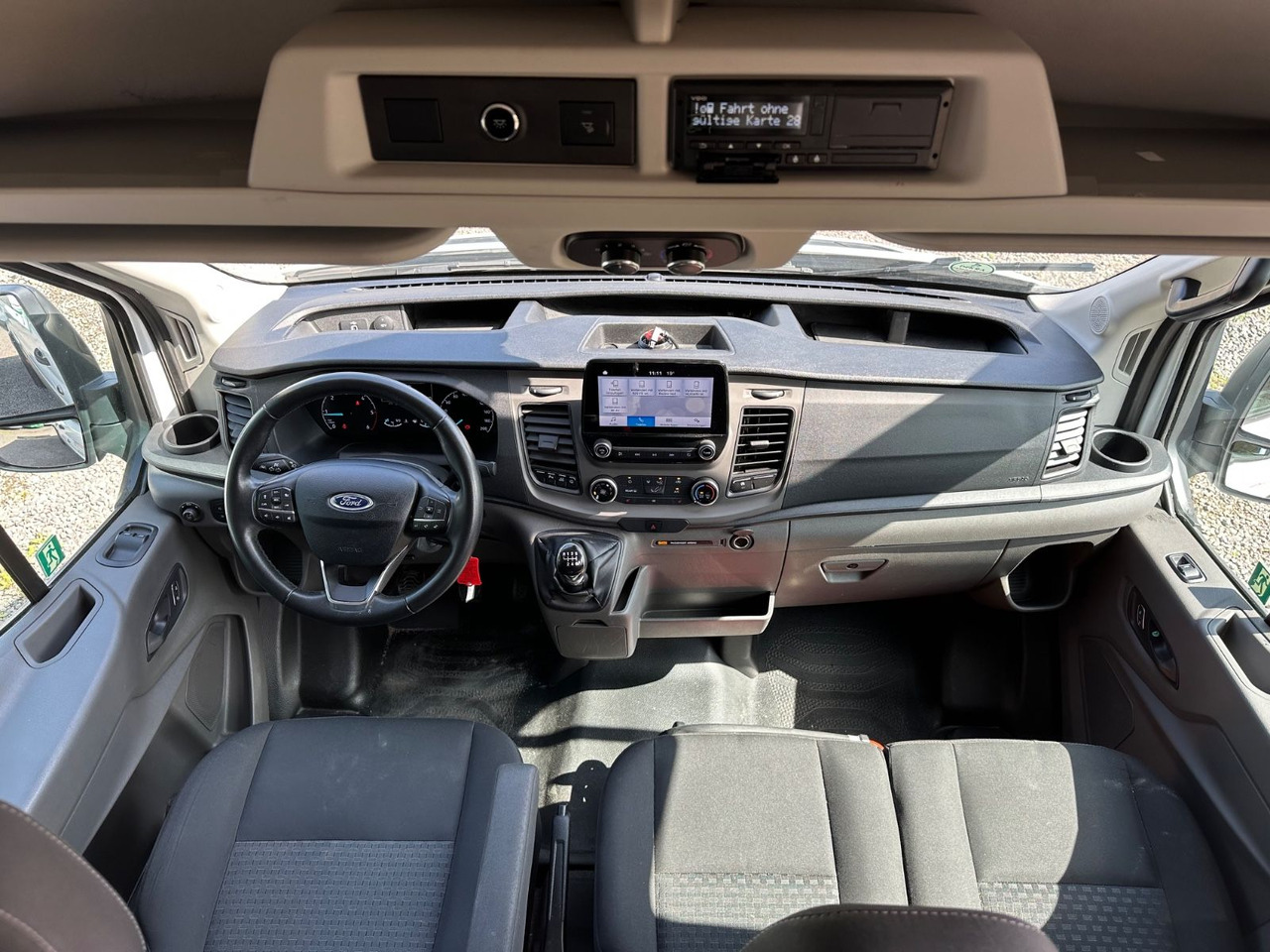 Ford Transit (Klima*PDC Vo+Hi*18 Sitze) - Микроавтобус, Пассажирский фургон: фото 5 Ford Transit (Klima*PDC Vo+Hi*18 Sitze) - Микроавтобус, Пассажирский фургон: фото 5