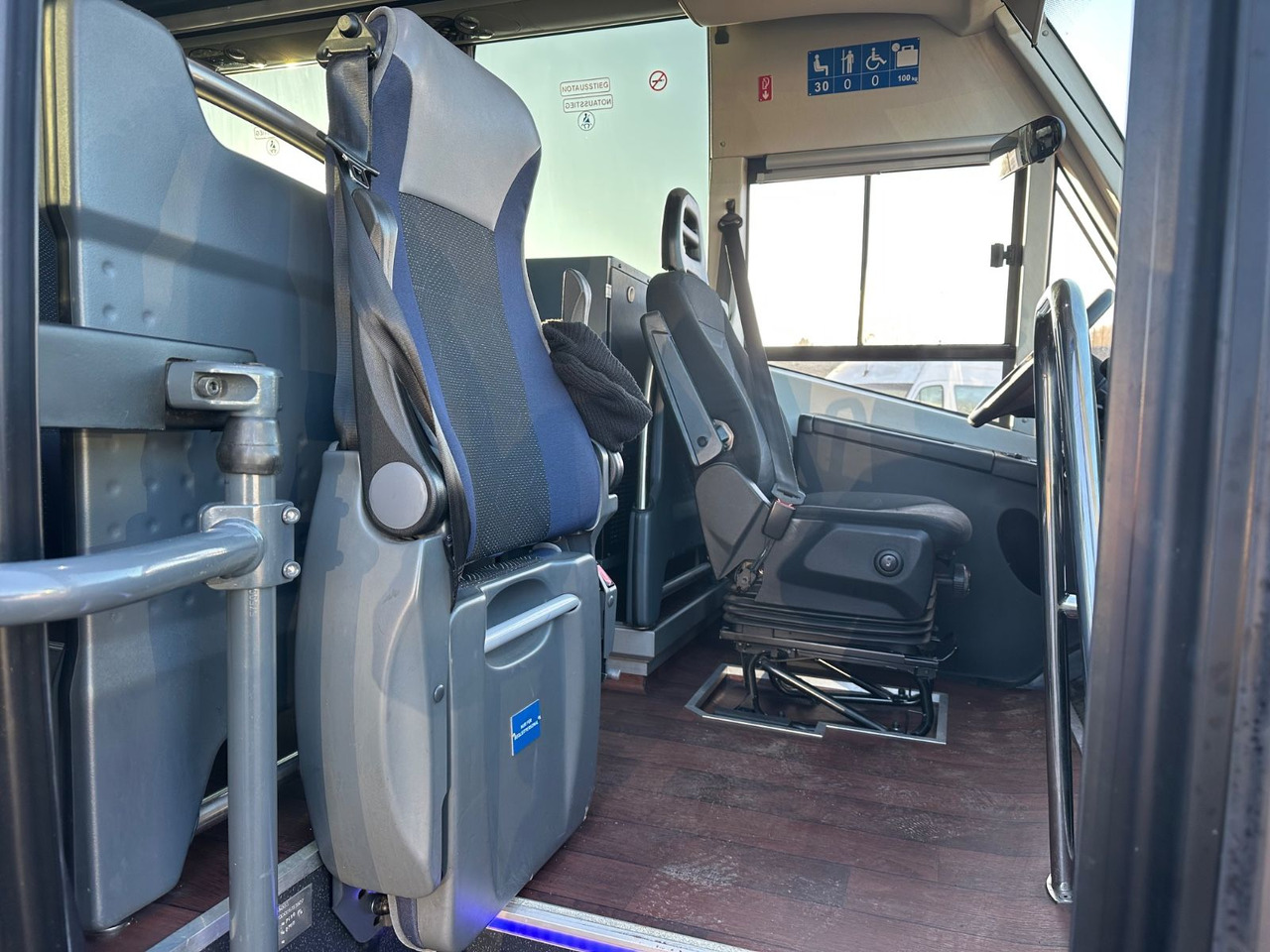 Iveco Maximo 70c18 (TOP*7.5t) Rosero/ Rapido - Микроавтобус, Пассажирский фургон: фото 3 Iveco Maximo 70c18 (TOP*7.5t) Rosero/ Rapido - Микроавтобус, Пассажирский фургон: фото 3