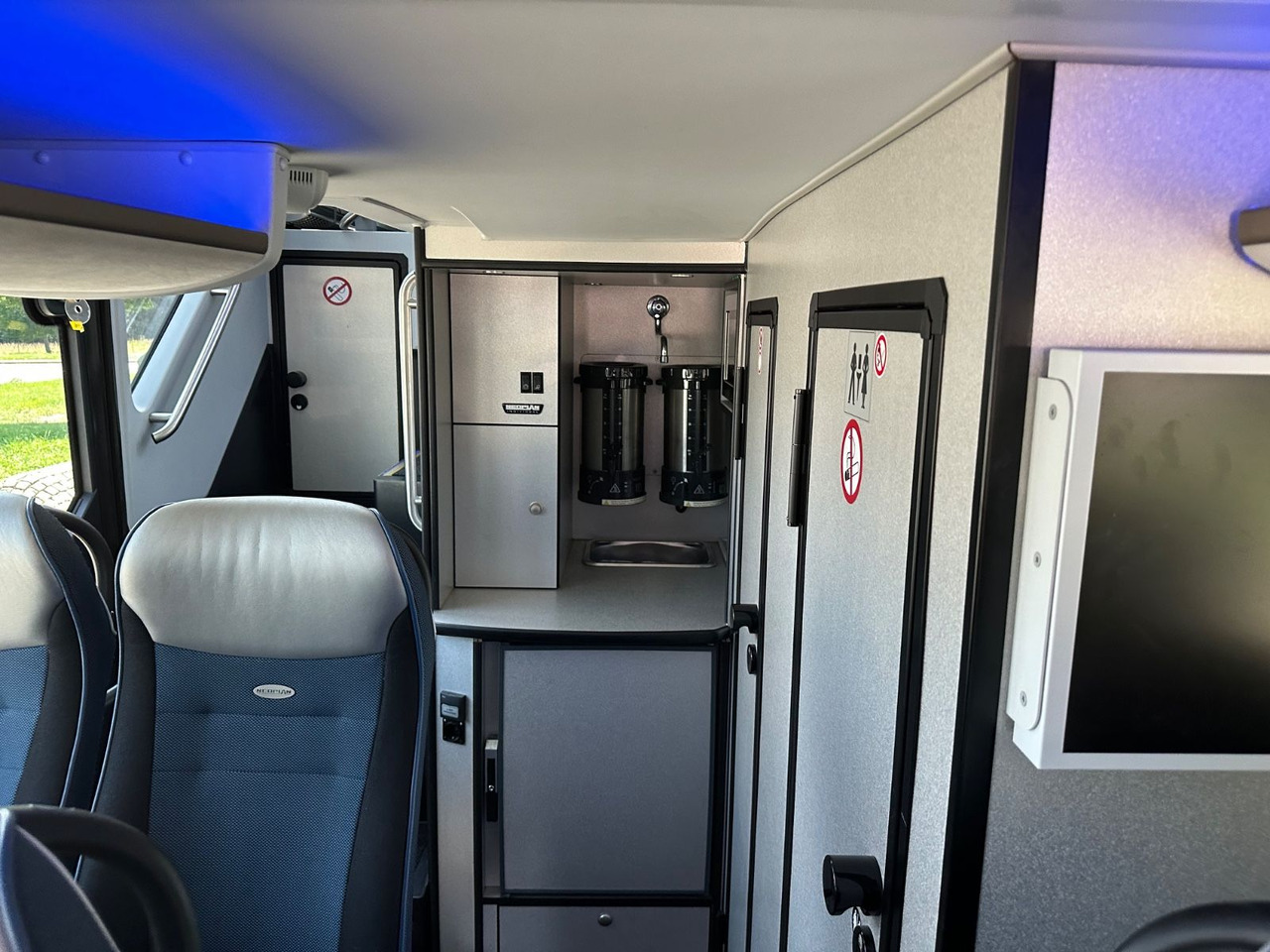 Neoplan P06 Skyliner L (83 Sitze*TOP*Motor Neu*Panorama) в лизинг Neoplan P06 Skyliner L (83 Sitze*TOP*Motor Neu*Panorama): фото 22 Neoplan P06 Skyliner L (83 Sitze*TOP*Motor Neu*Panorama) в лизинг Neoplan P06 Skyliner L (83 Sitze*TOP*Motor Neu*Panorama): фото 22