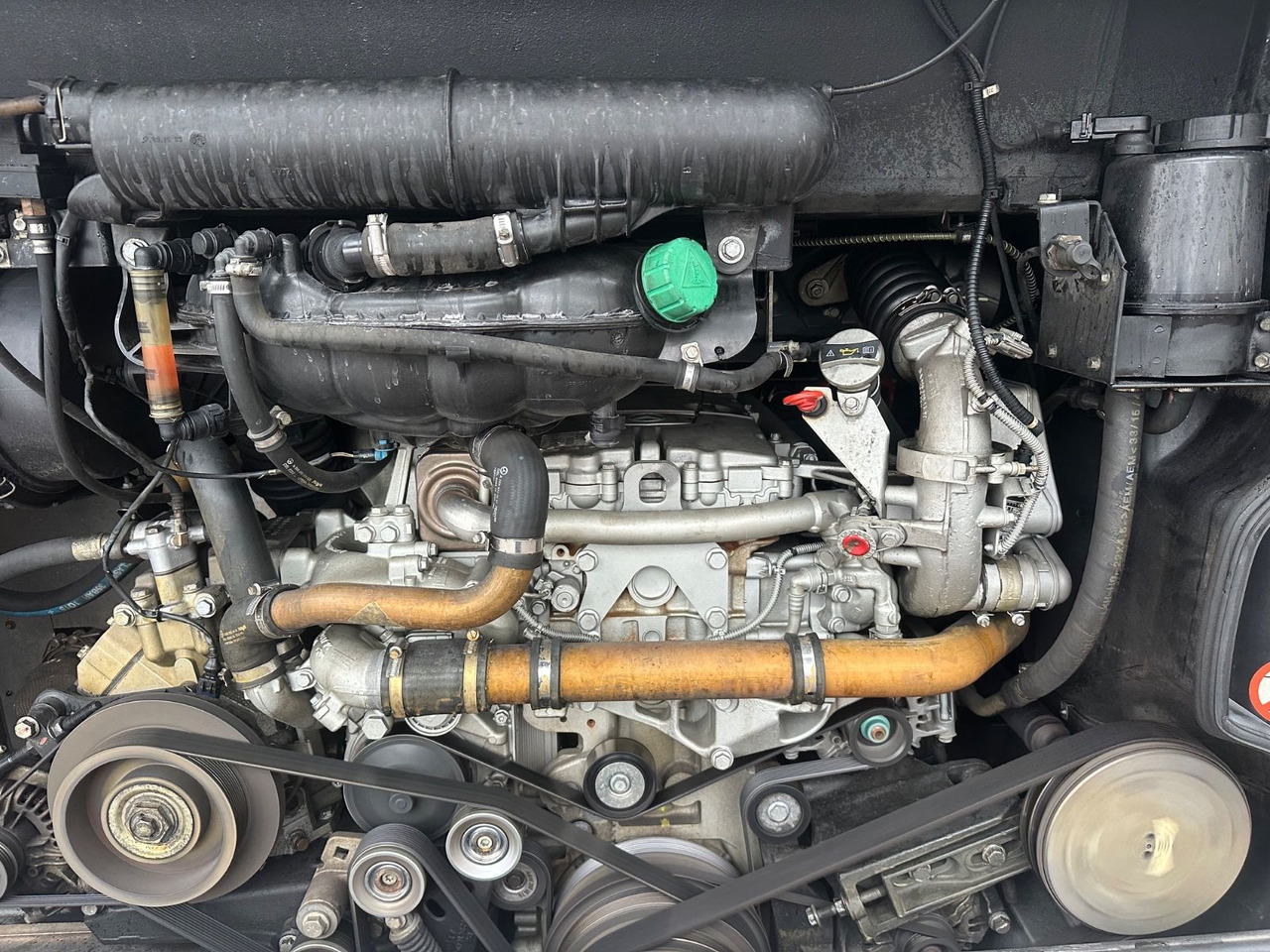 Setra S 415 UL GT (Euro6*DE*TOP) - Пригородный автобус: фото 4 Setra S 415 UL GT (Euro6*DE*TOP) - Пригородный автобус: фото 4